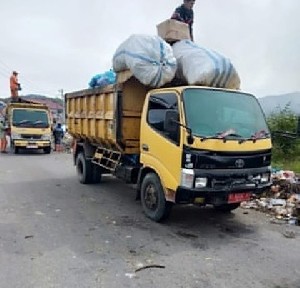 Hidup Bersama  Sampah demi Orang Lain